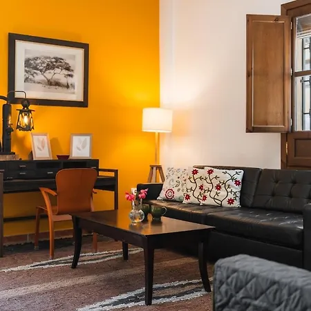 Tuguest Cuesta Del Chapiz Iii Apartment *